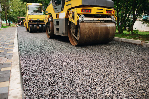 Best Driveway Paving Contractor  in Andalusia, IL